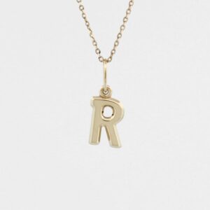 Zlaté písmeno "R"